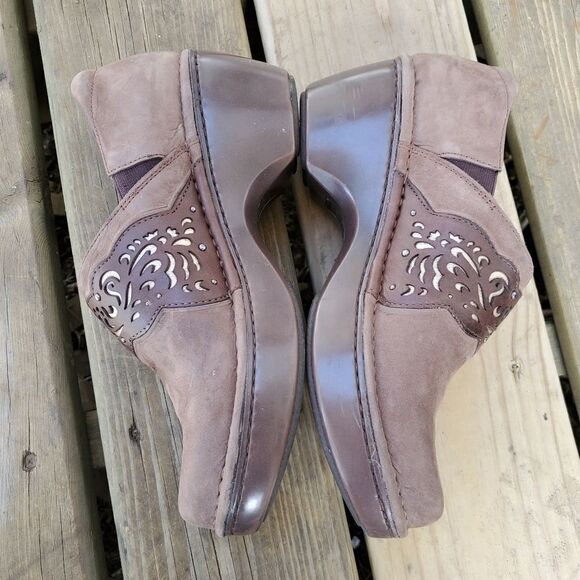 Ariat Tambour Nubuck Suede Leather Brown Gold Laser Cut Clogs 9 - Picture 3 of 7